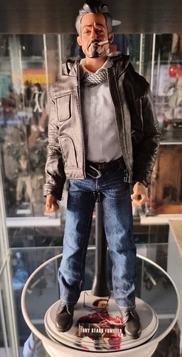 Action figure custom - -, iron